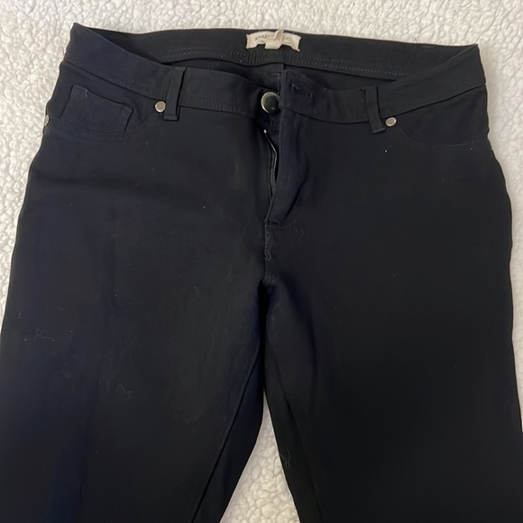 Ashley Classics Women's Mid Rise Skinny Fit Black Pants - Picture 3 of 9